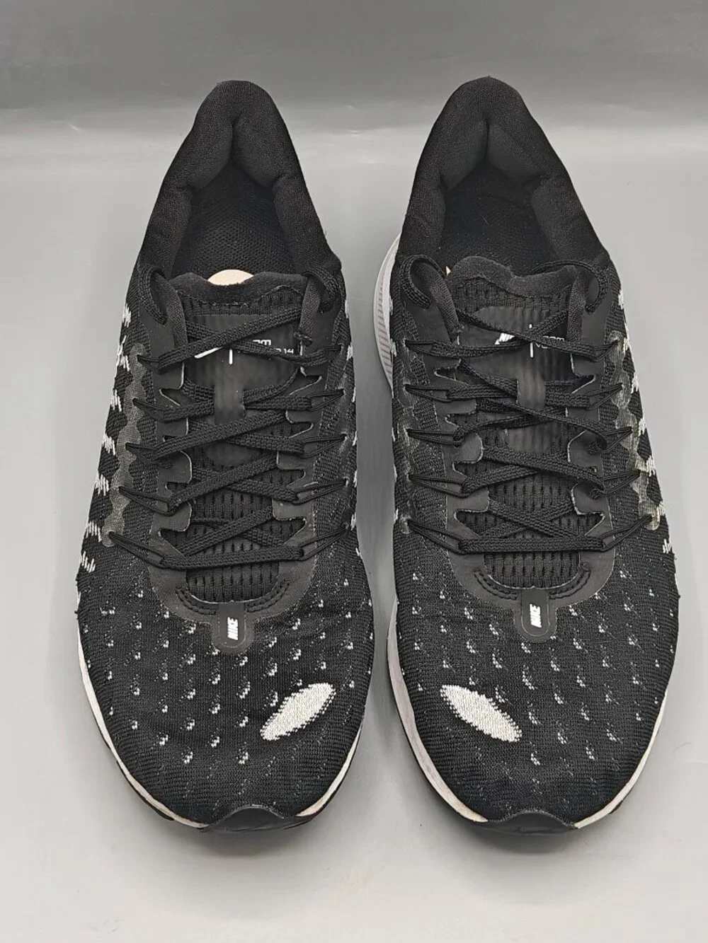 NIKE AIR ZOOM VOMERO 14 MENS RUNNING SHOES BLACK WHITE RARE CK1969-001 SIZE 12